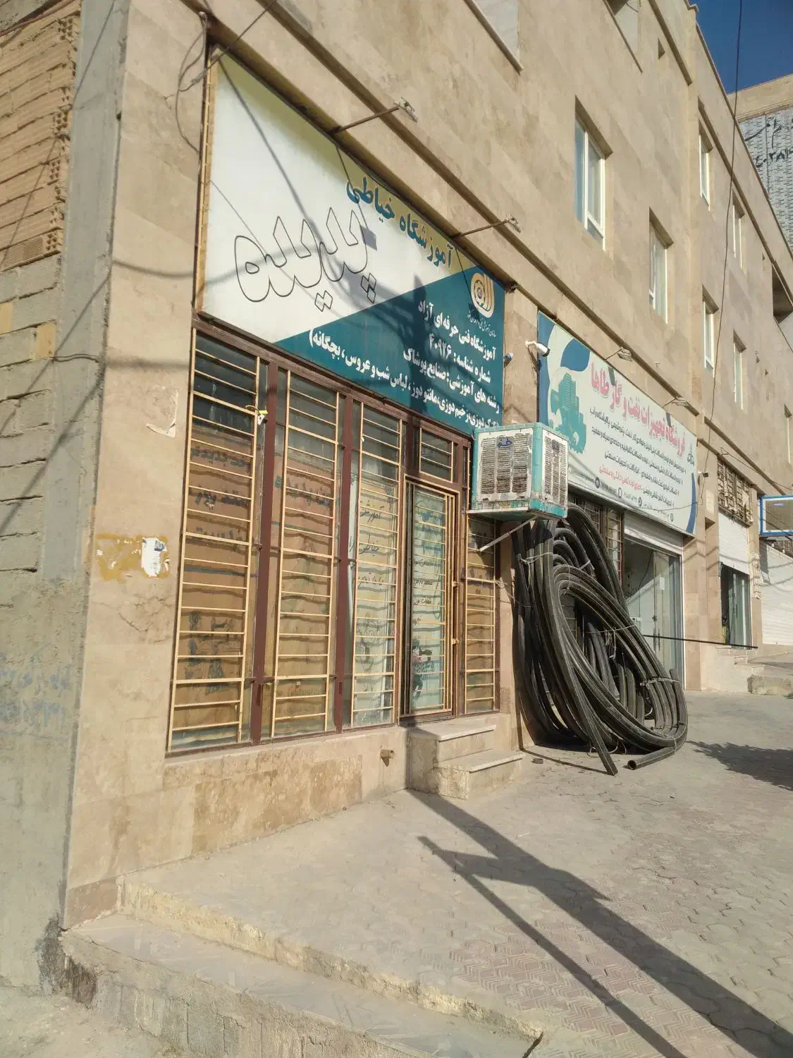 تجاری۵۶مترکف با۱۸مترنیم طبقه بلوار نماز نبش نماز۱۸|اجارهٔ مغازه و غرفه|ایلام, |دیوار