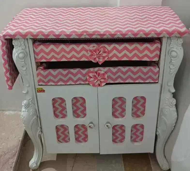 فروش فوری میز اتو کابینتی و جای چرخ خیاطی|اتو و لوازم اتو|رباطکریم, نصیرشهر|دیوار