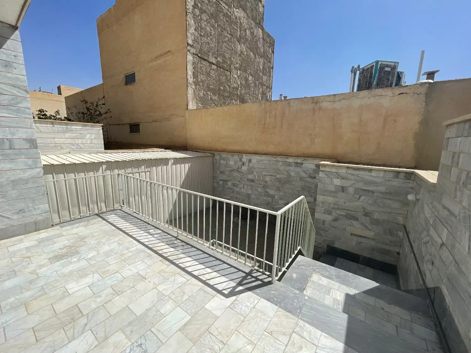 ویلایی دربست مدیران|اجارهٔ خانه و ویلا|سمنان, |دیوار