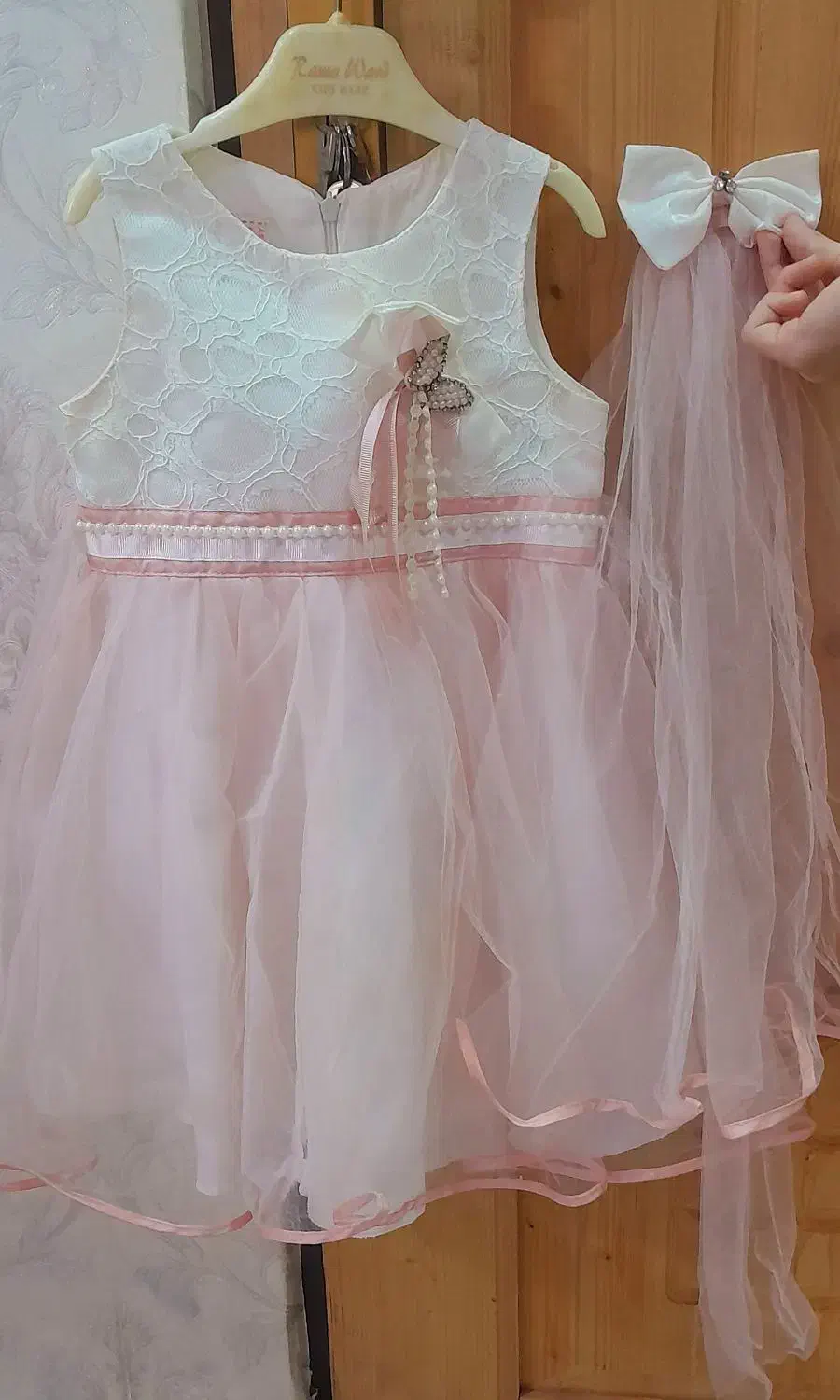 ۲ تا پیراهن مجلسی نو|کفش و لباس بچه|اسلام‌شهر, شهرک الهیه|دیوار