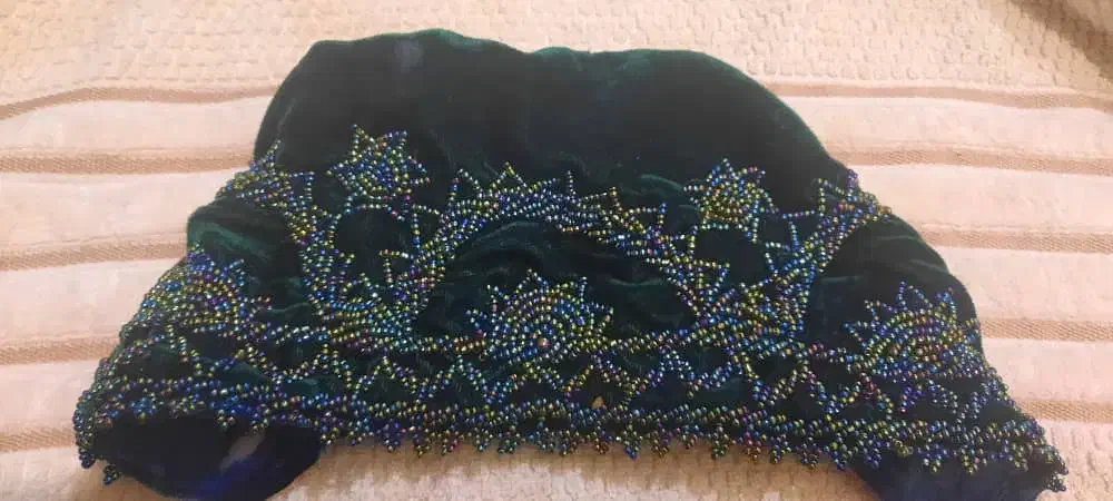 لچک محلی|لباس|شهرکرد, |دیوار