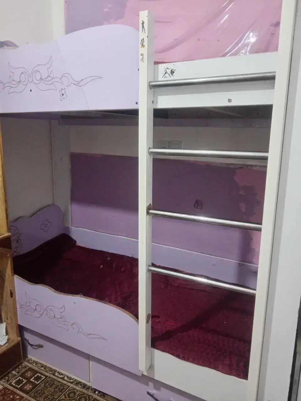 تخت دوطبقه دخترانه ام دی اف|تخت و سرویس خواب|کرمان, |دیوار