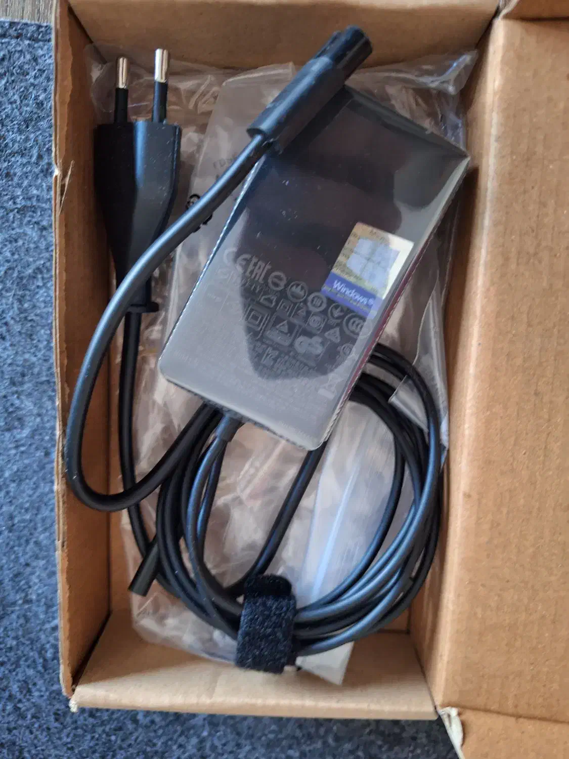 شارژر انواع سرفیس surface|قطعات و لوازم جانبی رایانه|تهران, زیبادشت|دیوار