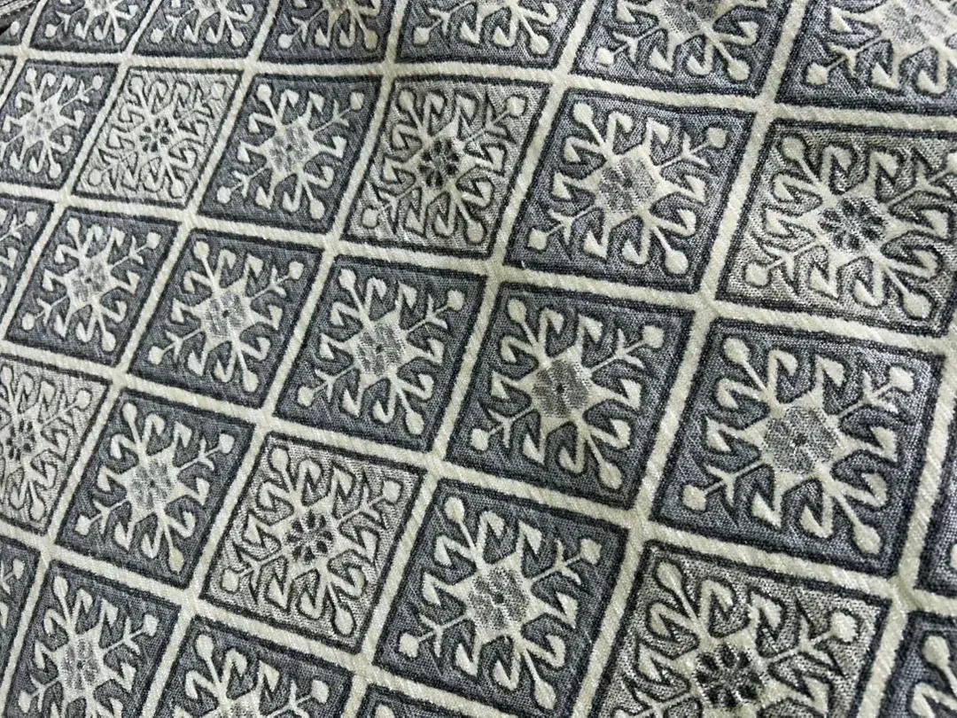 روفرشی و زیرسفره زمرد بافت یزد|روفرشی|اصفهان, شمس آباد|دیوار