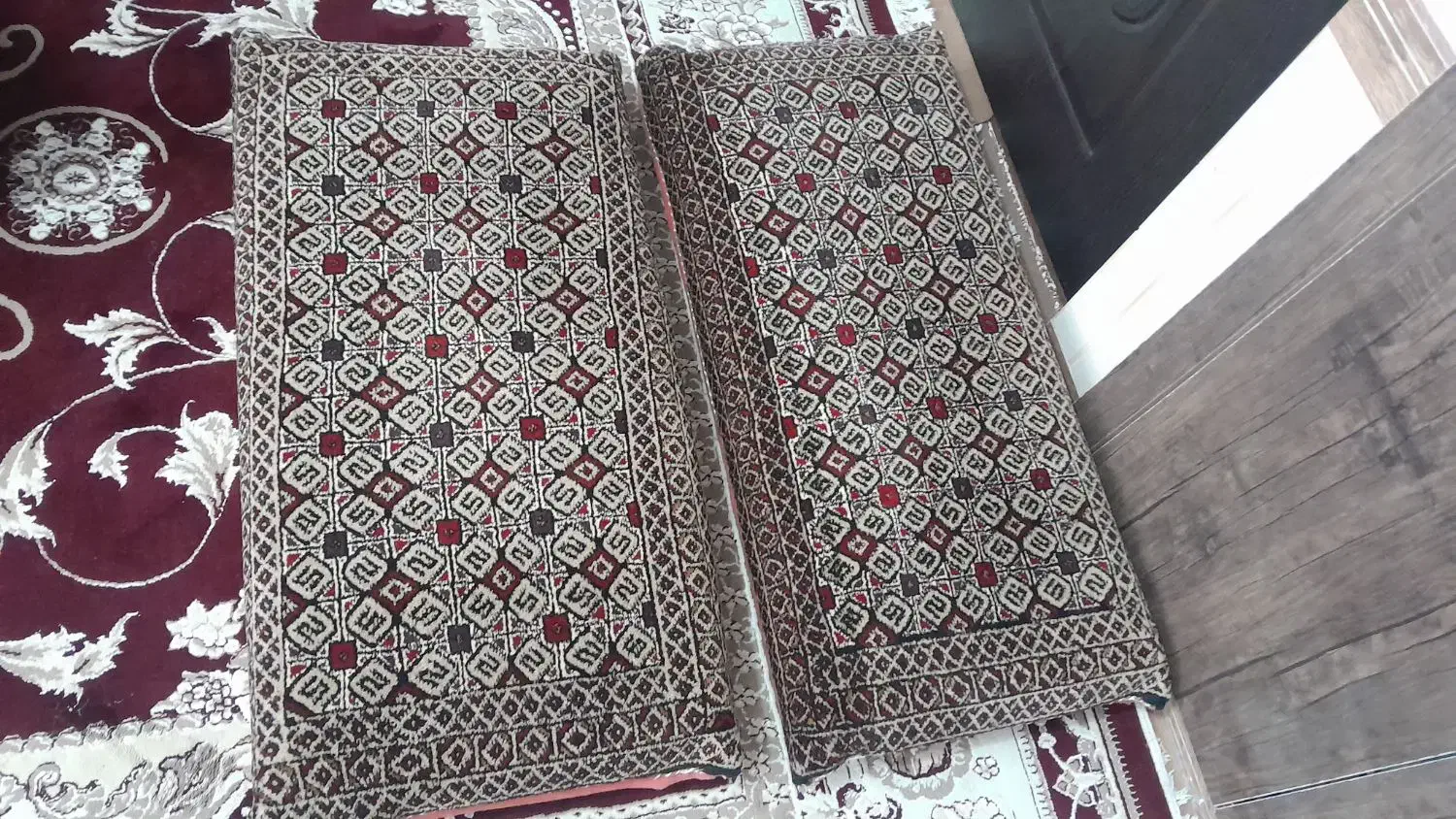 پشتی قالینی دستباف|پشتی|تایباد, |دیوار