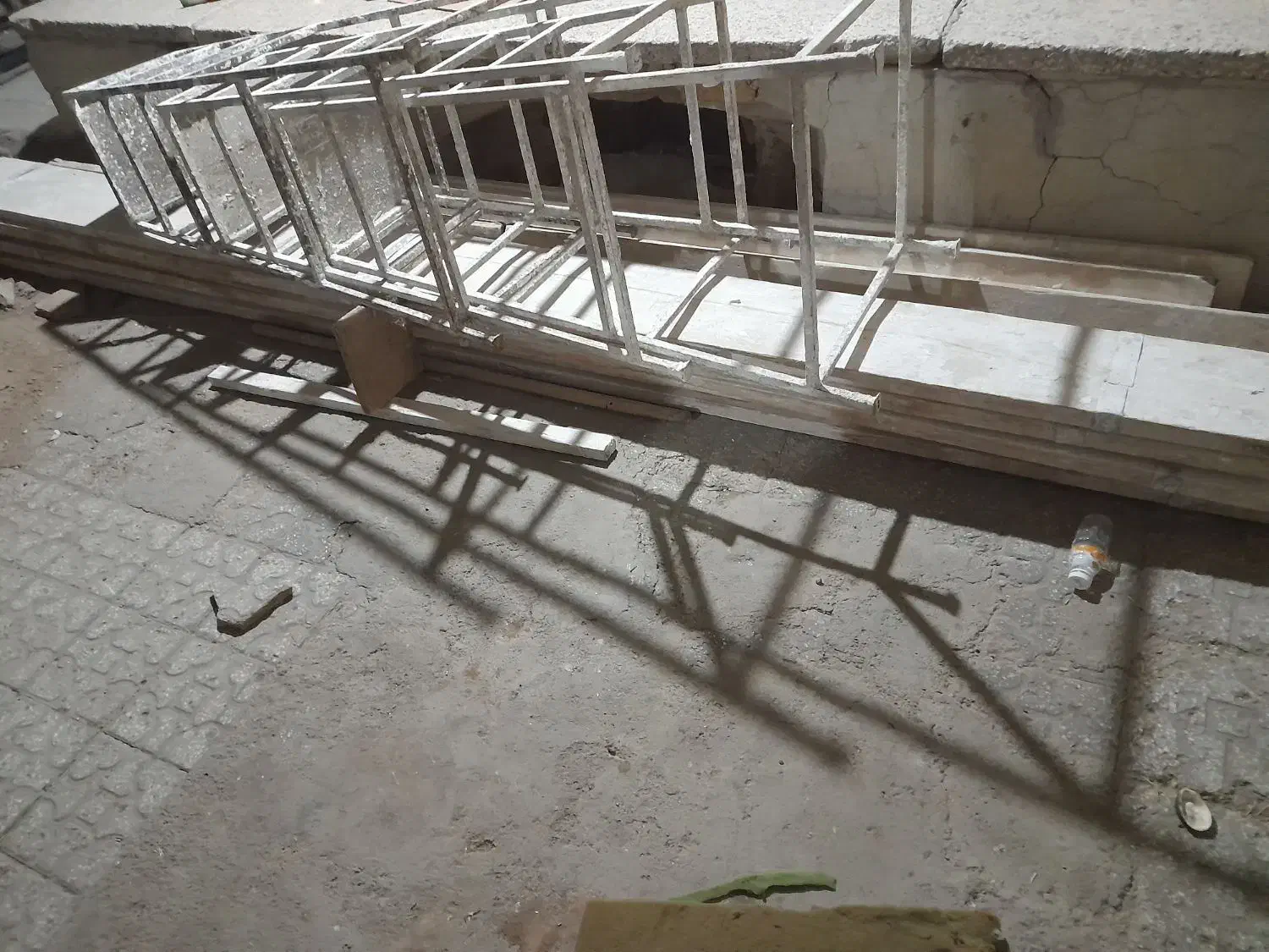 چوب و تخته گچکاری|مصالح و تجهیزات ساختمان|یزد, |دیوار