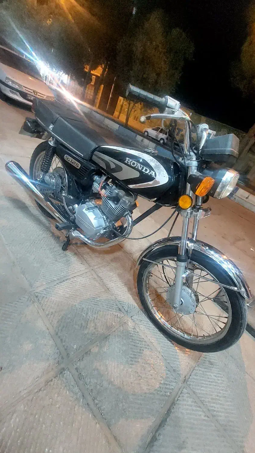 هندا۱۲۵ سیلندربزرگ۵دنده خیلی تمیزوپرشتاب|موتورسیکلت|میبد, |دیوار