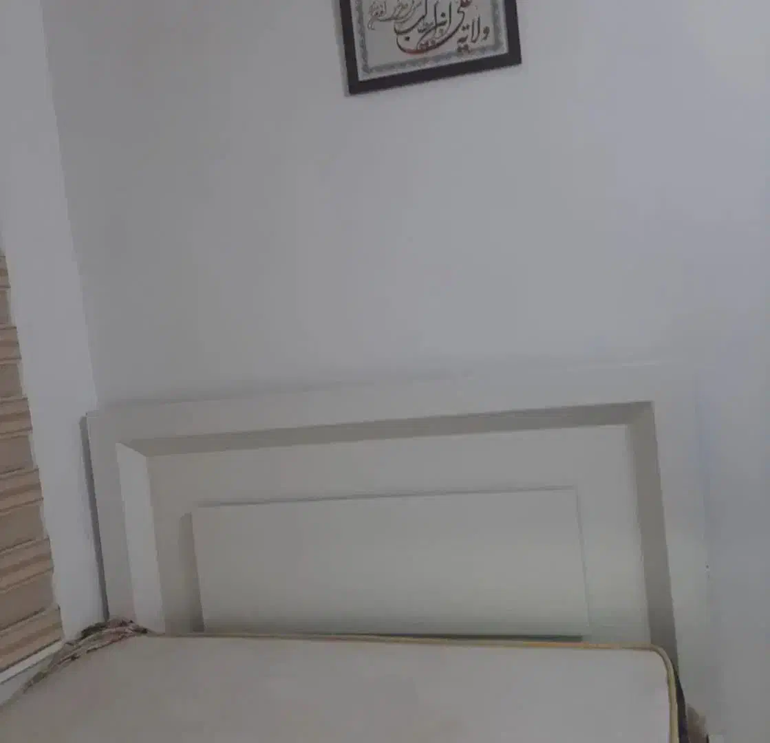 تخت ۲ نفره سالم|تخت و سرویس خواب|مشکین‌دشت, |دیوار