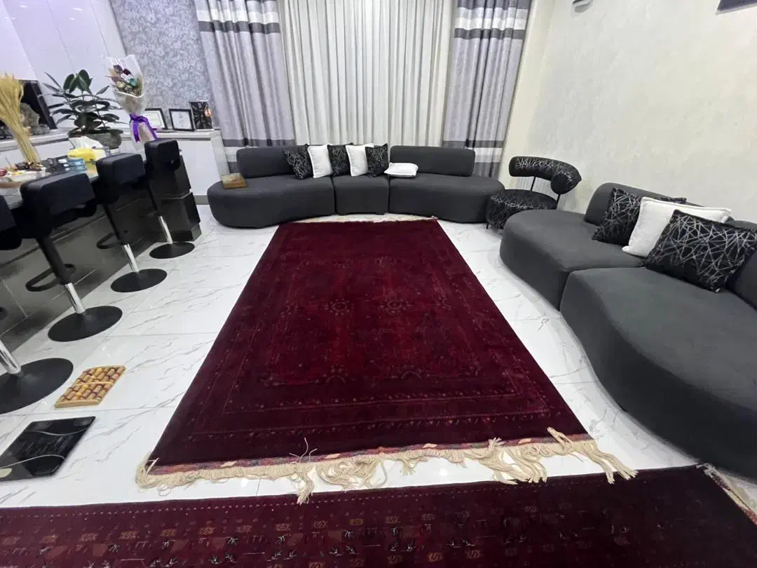 فرش دست بافت|فرش|اسلام‌شهر, باغ فیض|دیوار