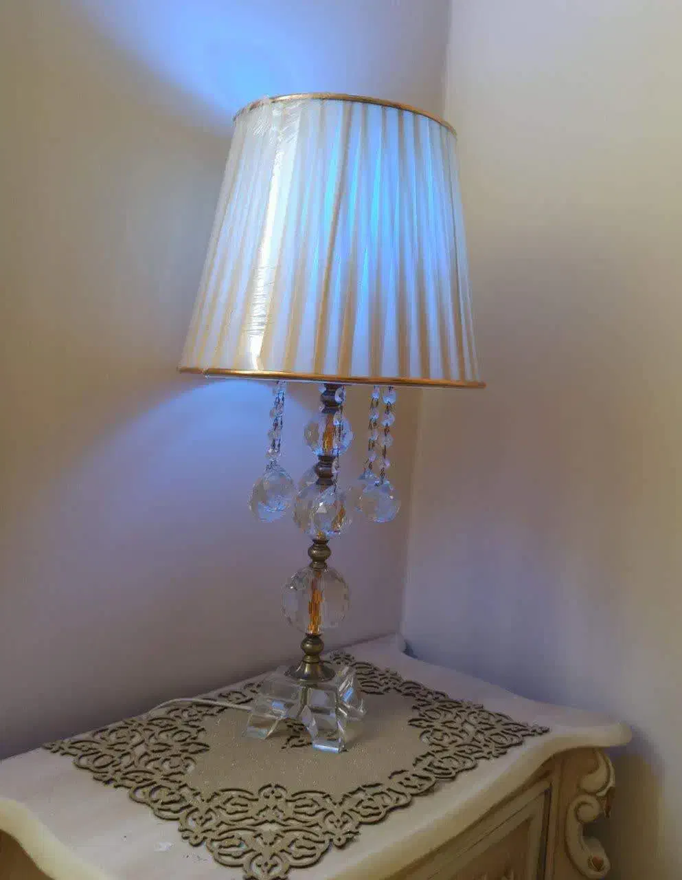 آباژور یا چراغ خواب|چراغ خواب و آباژور|تهران, اسفندیاری|دیوار