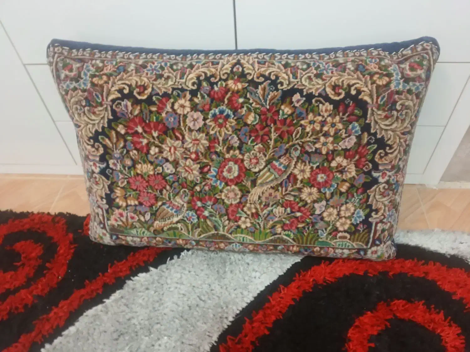 پشتی دستبافت|پشتی|رفسنجان, |دیوار