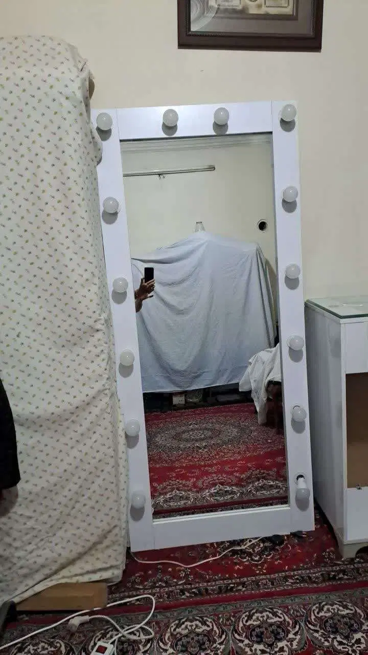 آینه قدی چراغ دار|بوفه، ویترین، کنسول|تهران, شهرک طالقانی|دیوار
