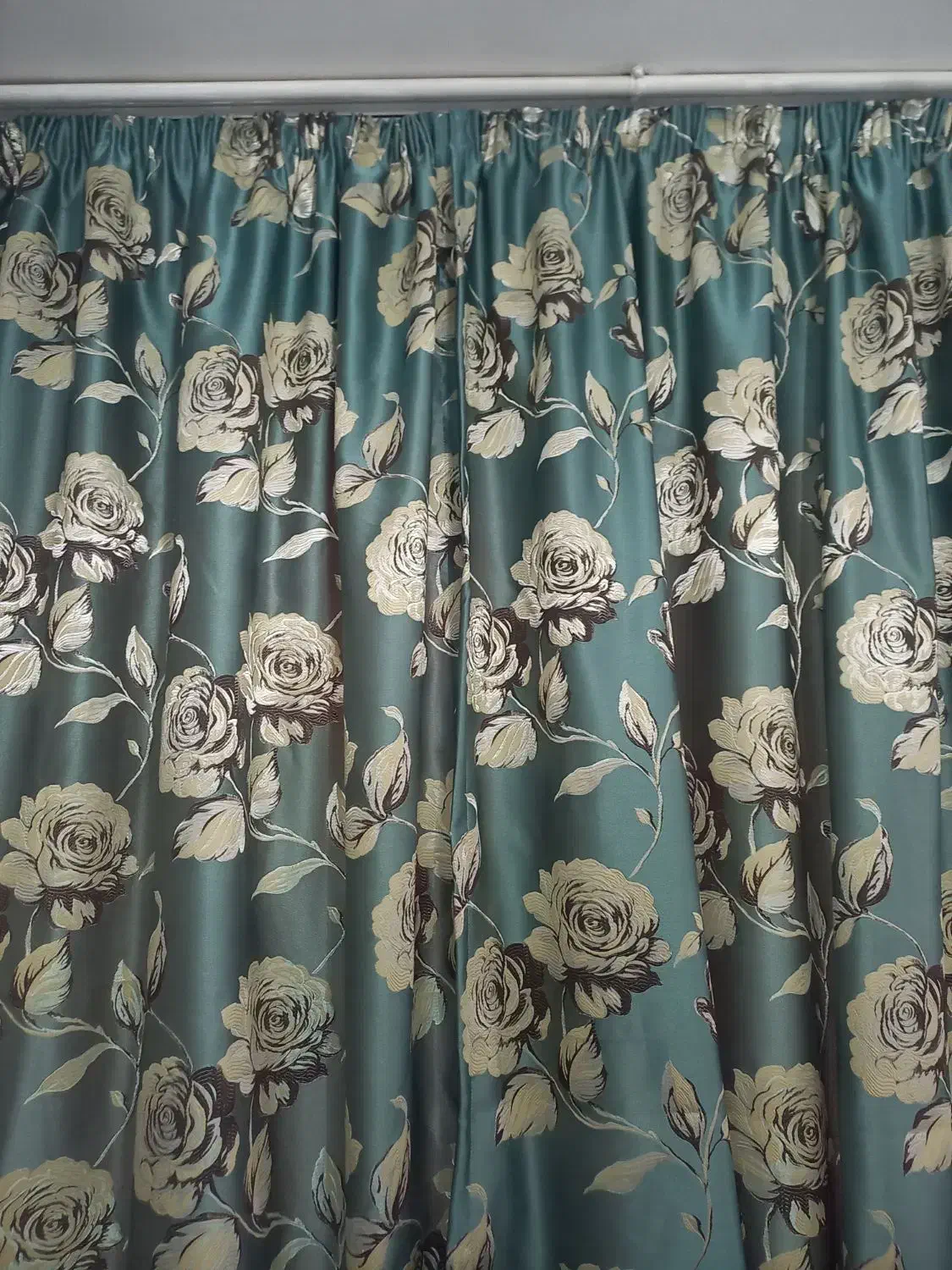 پرده سالم وتمیز|پرده، رانر، رومیزی|محمدیه-قزوین, |دیوار