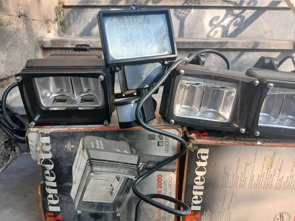 پرژکتور۲۰۰۰|تلویزیون و پروژکتور|بندر انزلی, نامجو|دیوار