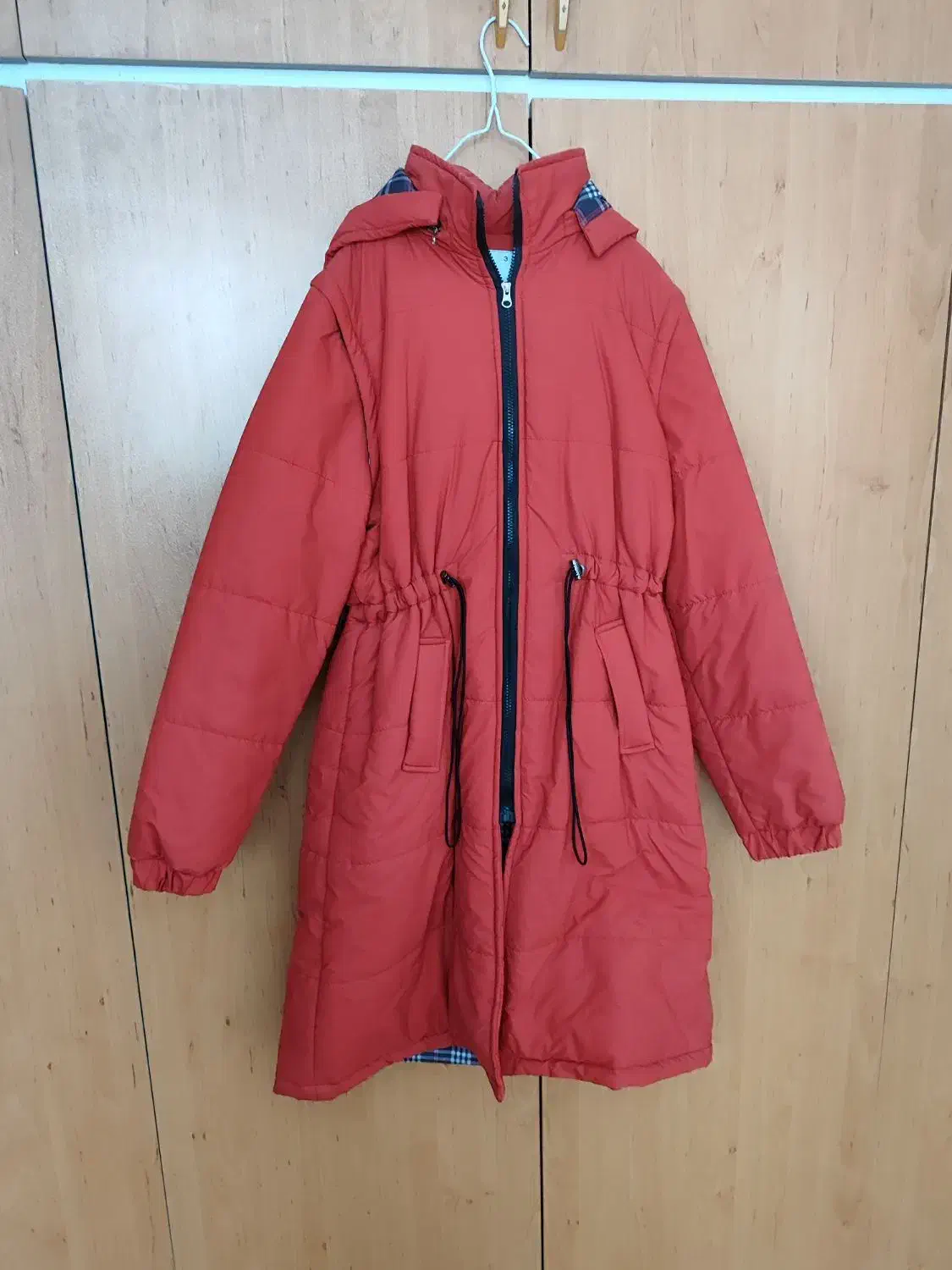 کاپشن پافر شو|لباس|بیجار, |دیوار