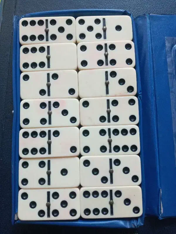 دومینو عتیقه قدیمی|کلکسیون اشیاء عتیقه|برازجان, |دیوار