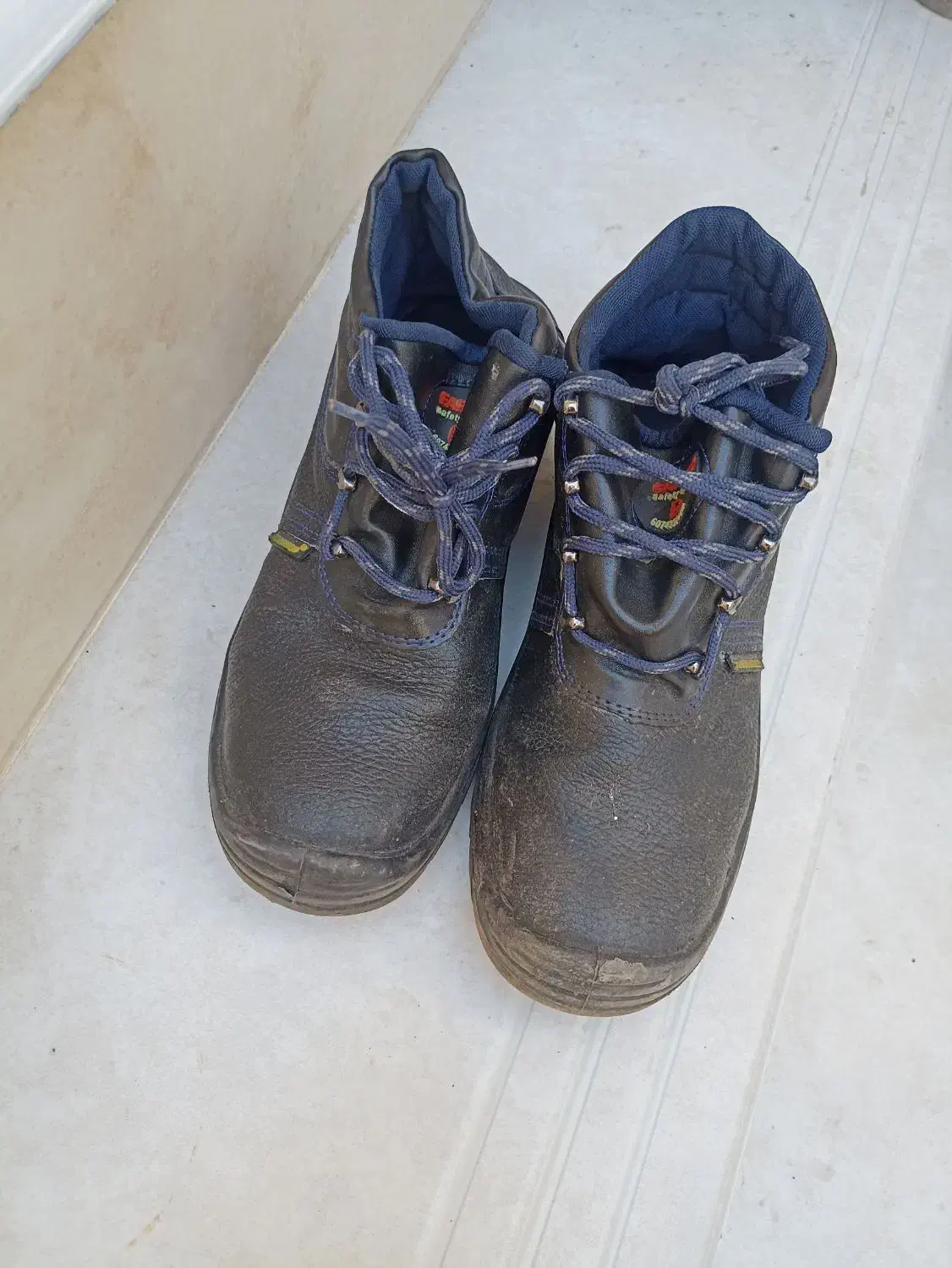 کفش کار سایز ۴۴ بسیار محکم|کیف، کفش، کمربند|فاضل آباد, |دیوار