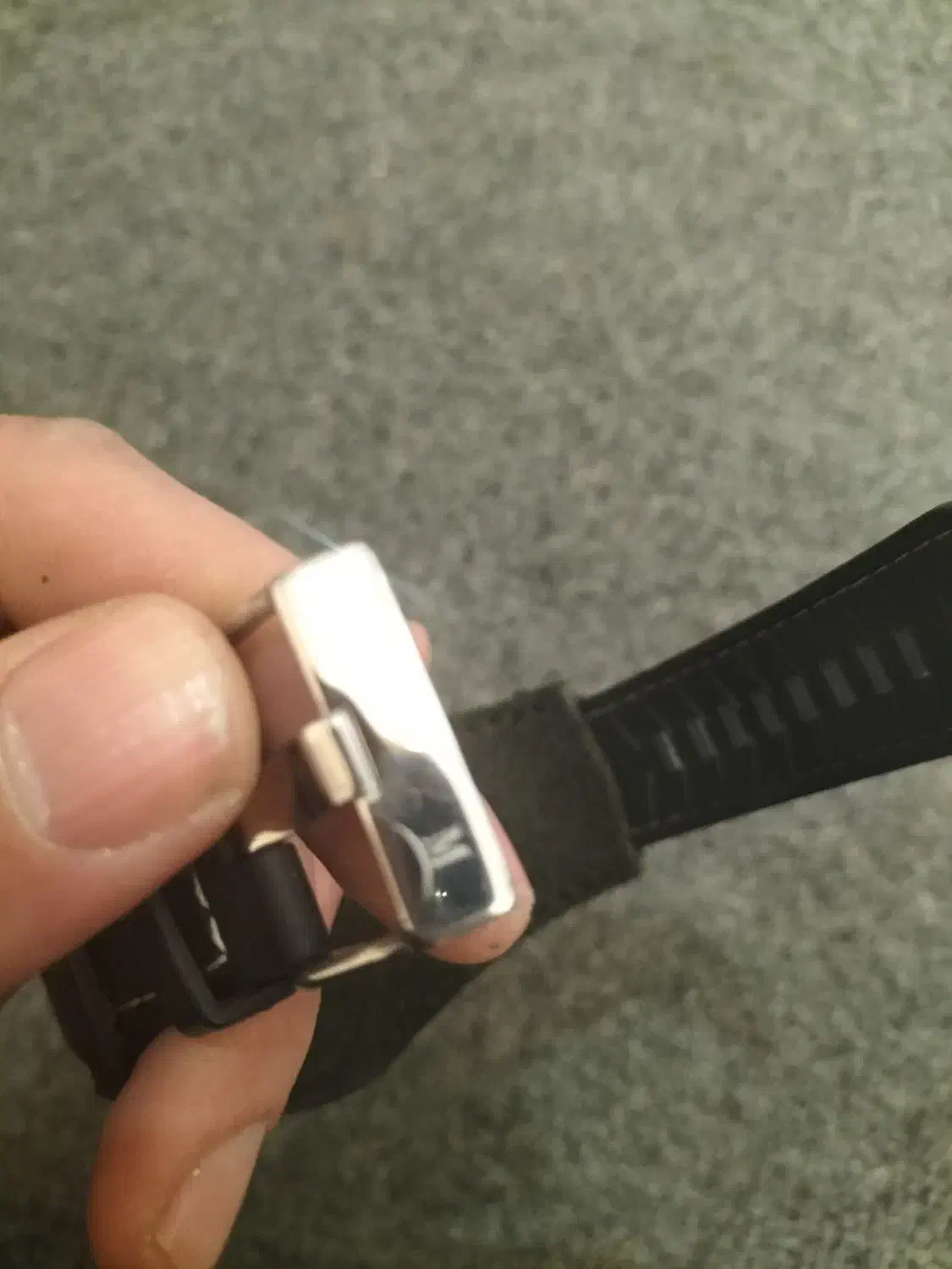 ساعت مومنتوس|ساعت|هشتگرد, فاز ۱ مهستان|دیوار