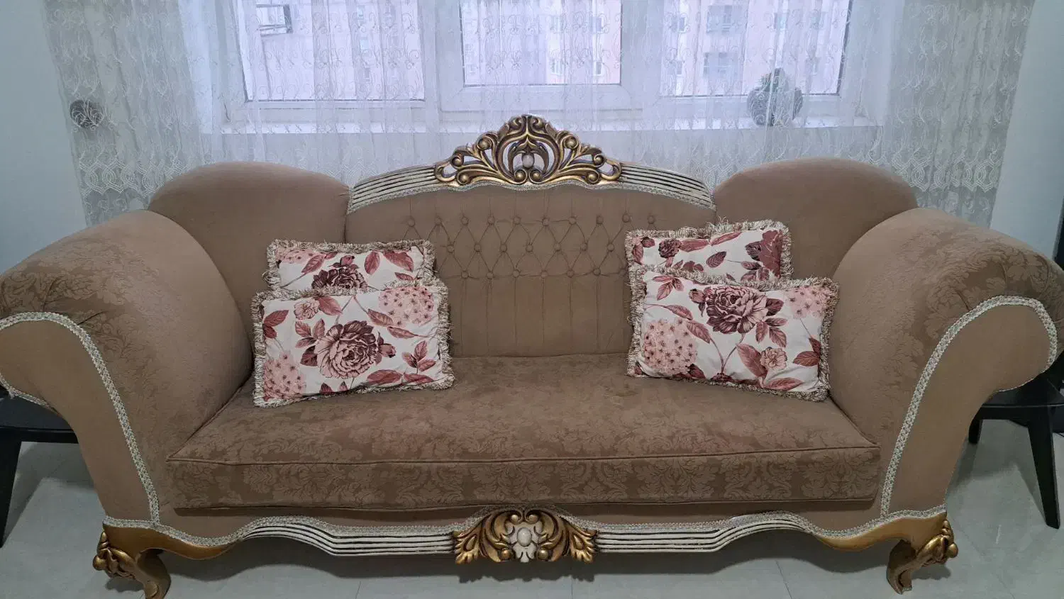 مبلمان منزل|مبلمان خانگی و میز عسلی|اندیشه, اندیشه فاز ۴|دیوار