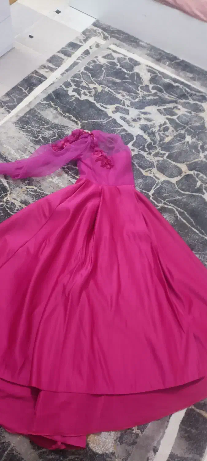 سایز ۳۶و۳۸سایز میشه|لباس|نیشابور, بزرگمهر|دیوار