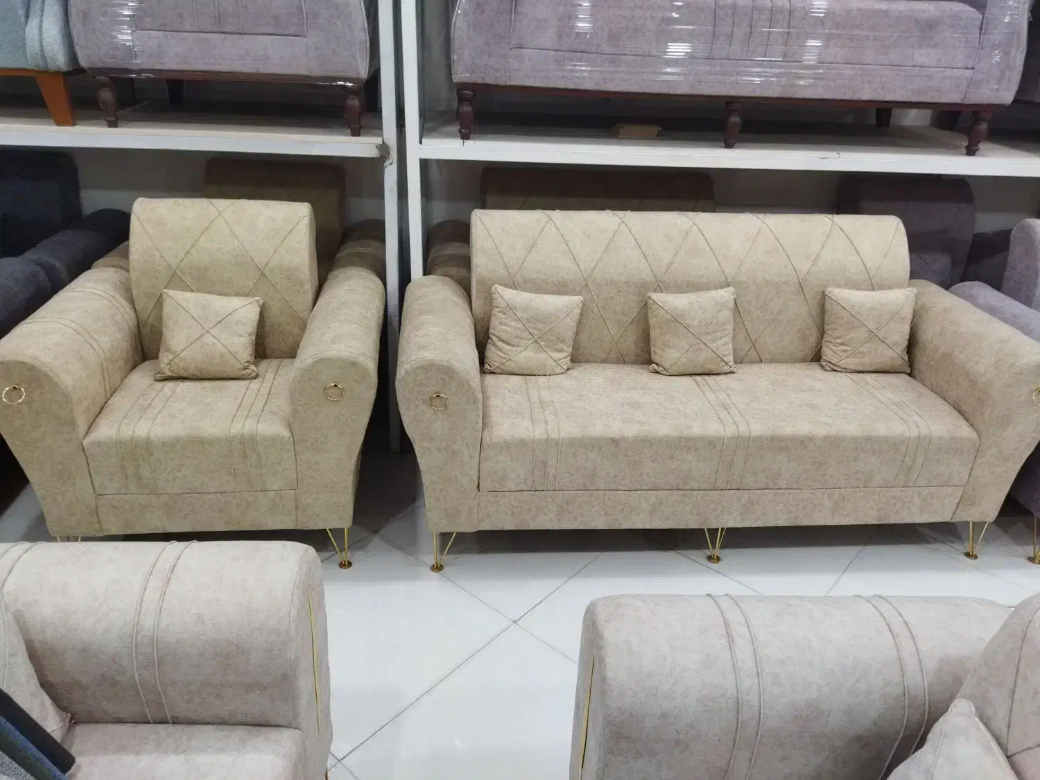 مبلمان راحتی ایران کارا|مبلمان خانگی و میز عسلی|سبزوار, هفت تیر|دیوار