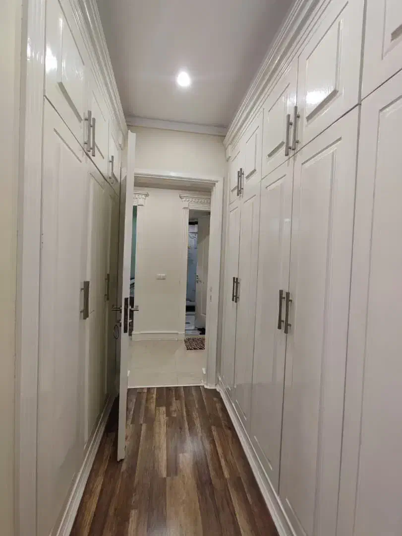 زعفرانیه سازه کلاسیک ۱۸۰ متر ۳ خواب + ۴ پارکینگ