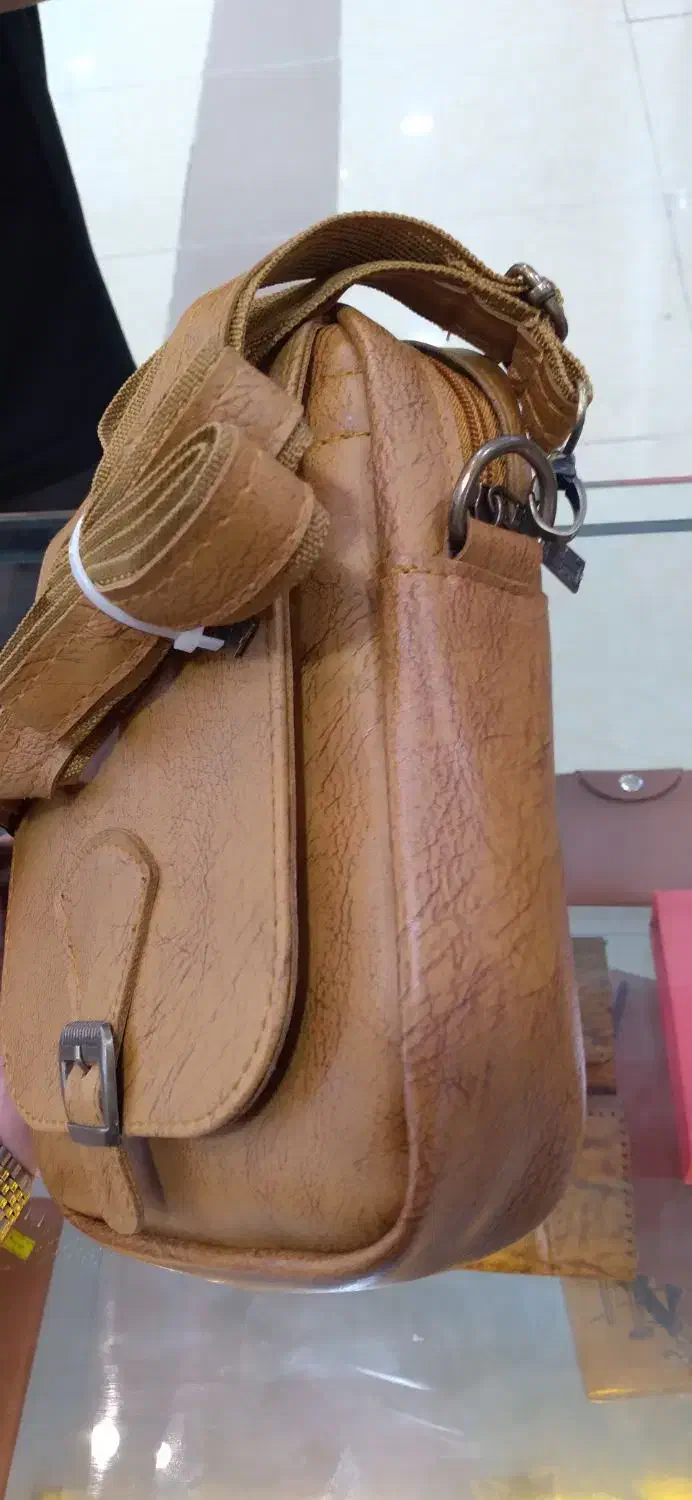 کیف دوشی چرم مرغوب|کیف، کفش، کمربند|بندر ماهشهر, |دیوار