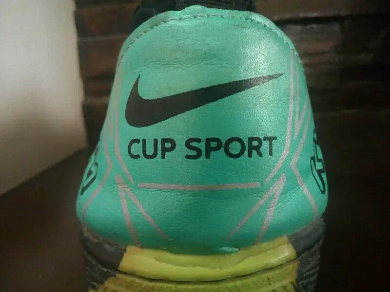 کفش فوتبال|ورزشهای توپی|سبزوار, قصبه اب یمین|دیوار