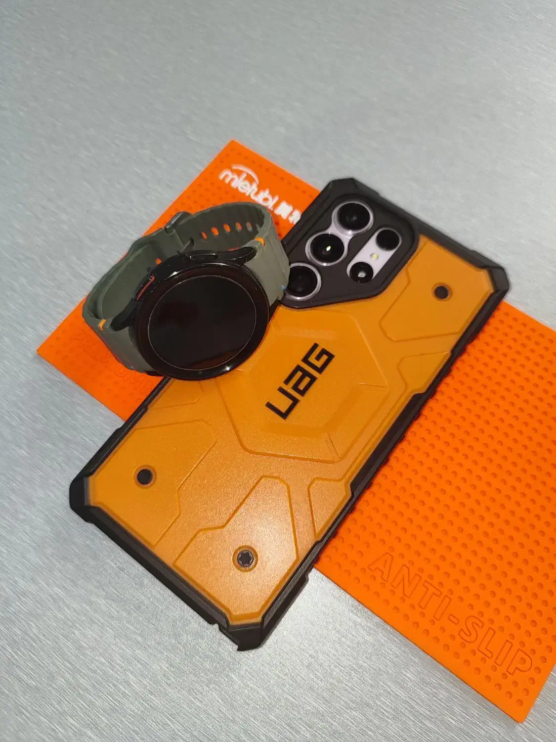 اس ۲۳ الترا  مشابه آکبند و واچ ۵ پرو قابل معاوضه|موبایل|تهران, لویزان|دیوار