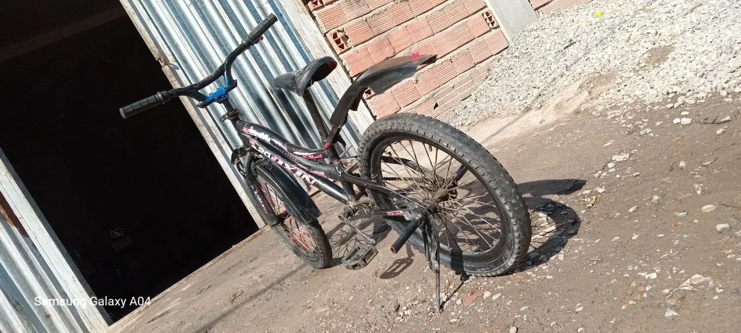 دوچرخه۲۰|دوچرخه، اسکیت، اسکوتر|سرخنکلاته, |دیوار