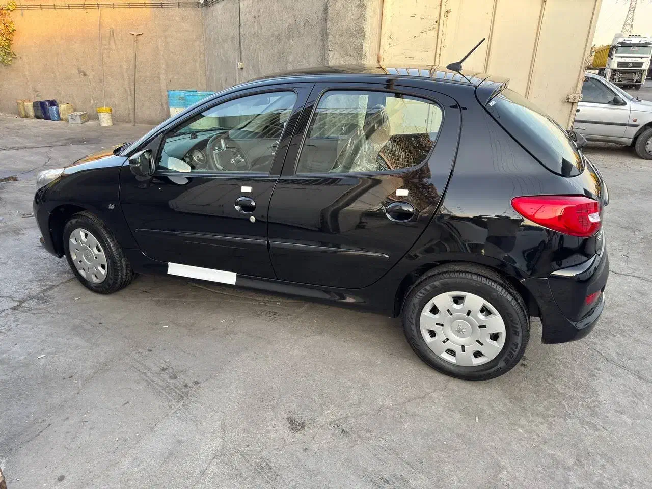 207 پاناروما|خودرو سواری و وانت|مشهد, رضاشهر|دیوار