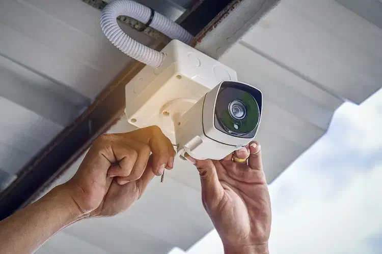 خدمات دوربین مداربسته و دزدگیر|دوربین مداربسته|نهاوند, |دیوار