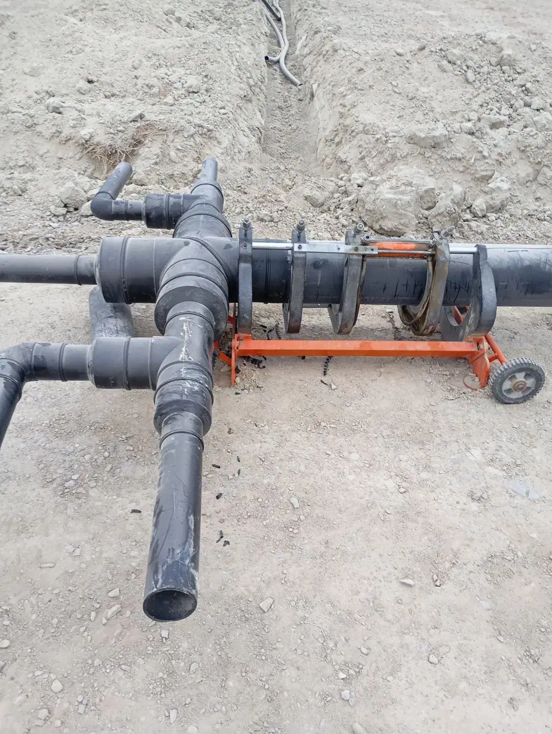 جوشکاری پلی اتیلن|خدمات پیشه و مهارت|باهوکلات, |دیوار