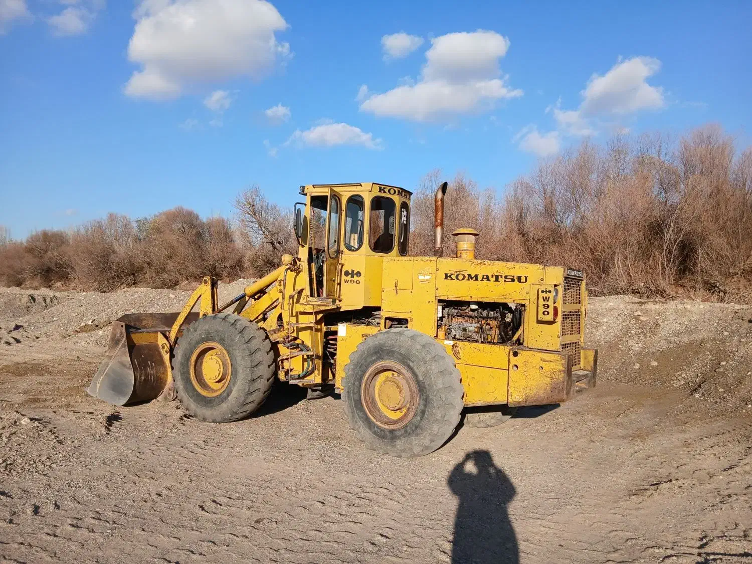 لودر ۶۳ هزار کوماتسو ۹۰|خودرو سنگین|میاندوآب, |دیوار
