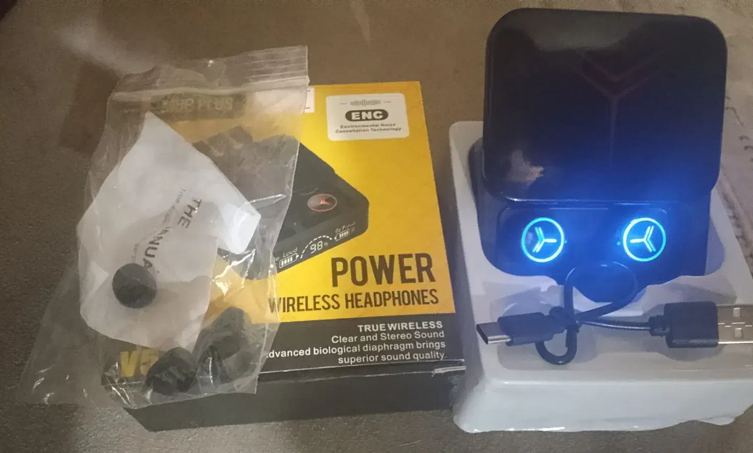 ایرپاد و باپاور بانک|لوازم جانبی موبایل و تبلت|کرمان, |دیوار