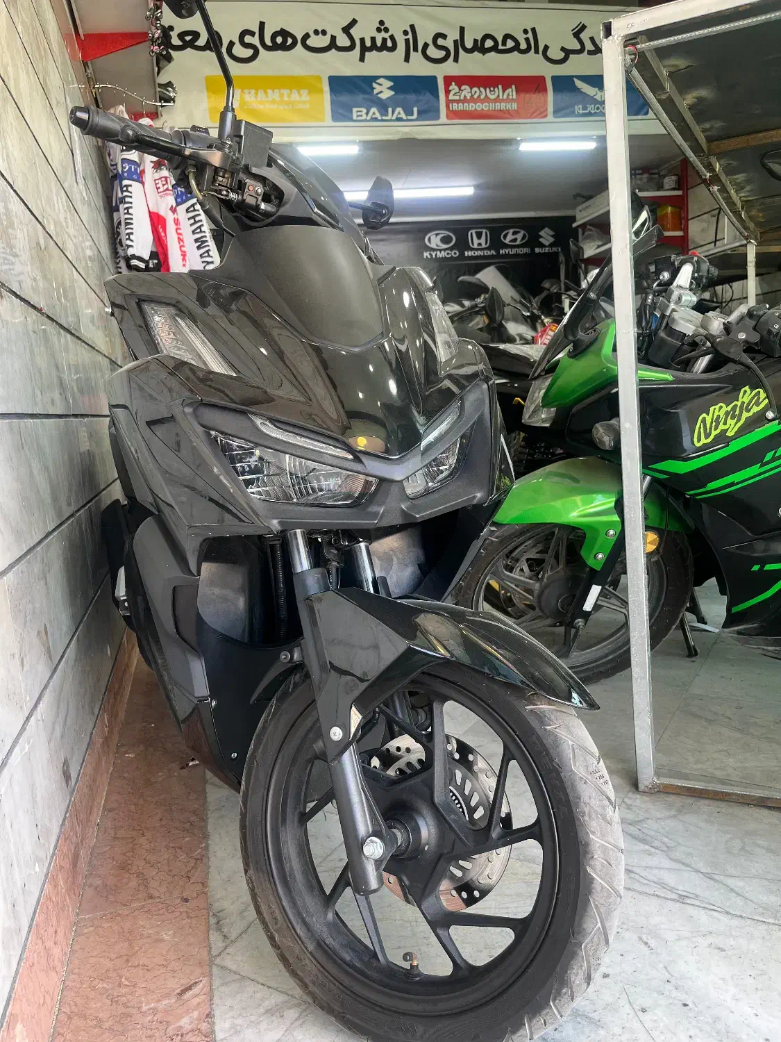 کیلیک ایروکس واریو ۱۷۵سی‌سی|موتورسیکلت|کرج, فاز ۱ مهرشهر|دیوار