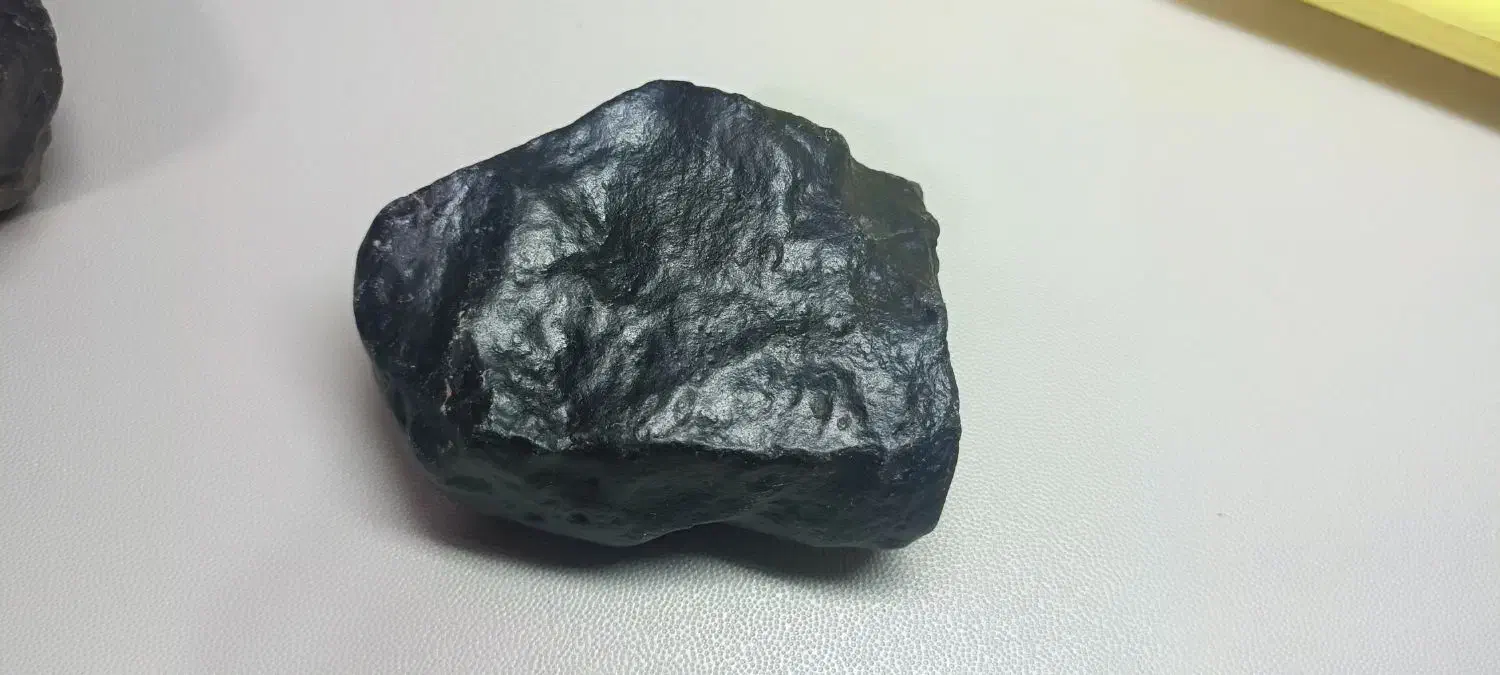 شهاب سنگ|جواهرات|مریوان, |دیوار