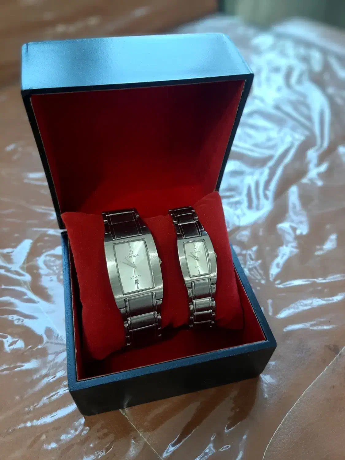 ساعت ست نو|ساعت|اراک, |دیوار