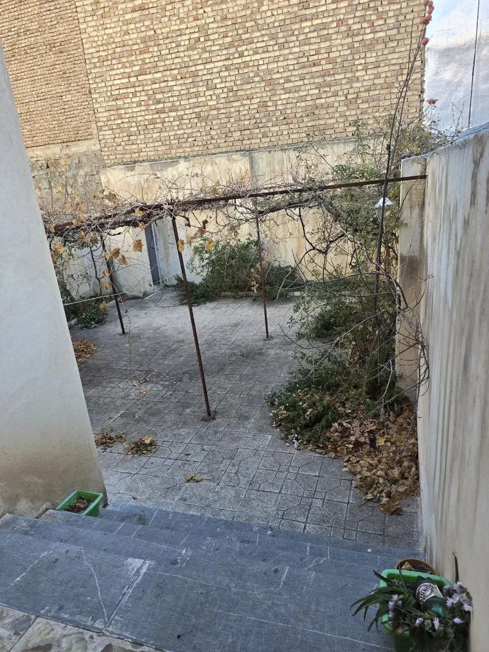 ویلایی ۲۰۹ متری و بهارخواب در ۱/۱۷|فروش خانه و ویلا|سنندج, |دیوار