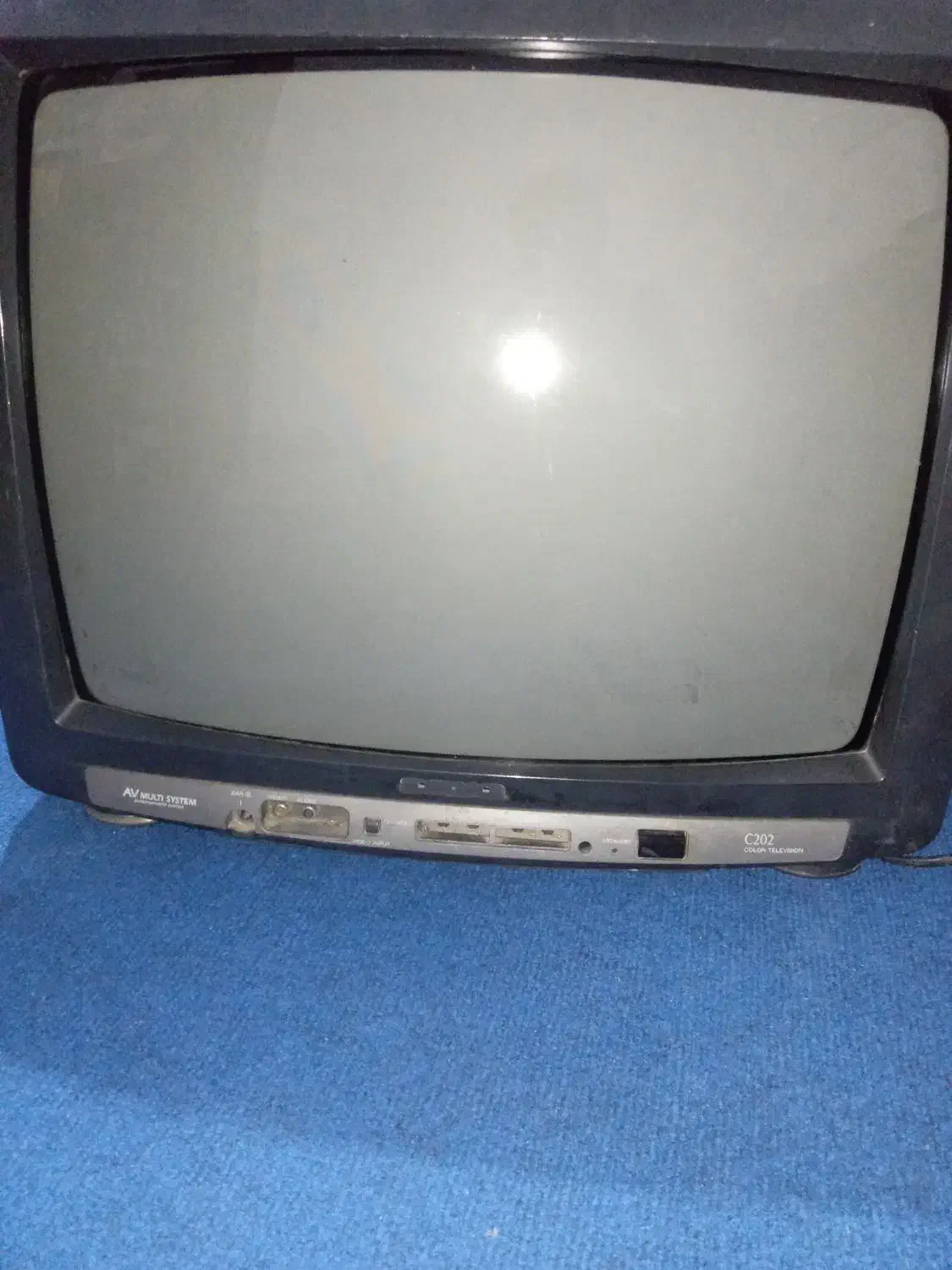 تلویزیون قدیمی نو|تلویزیون و پروژکتور|شیراز, شهرک سعدی|دیوار