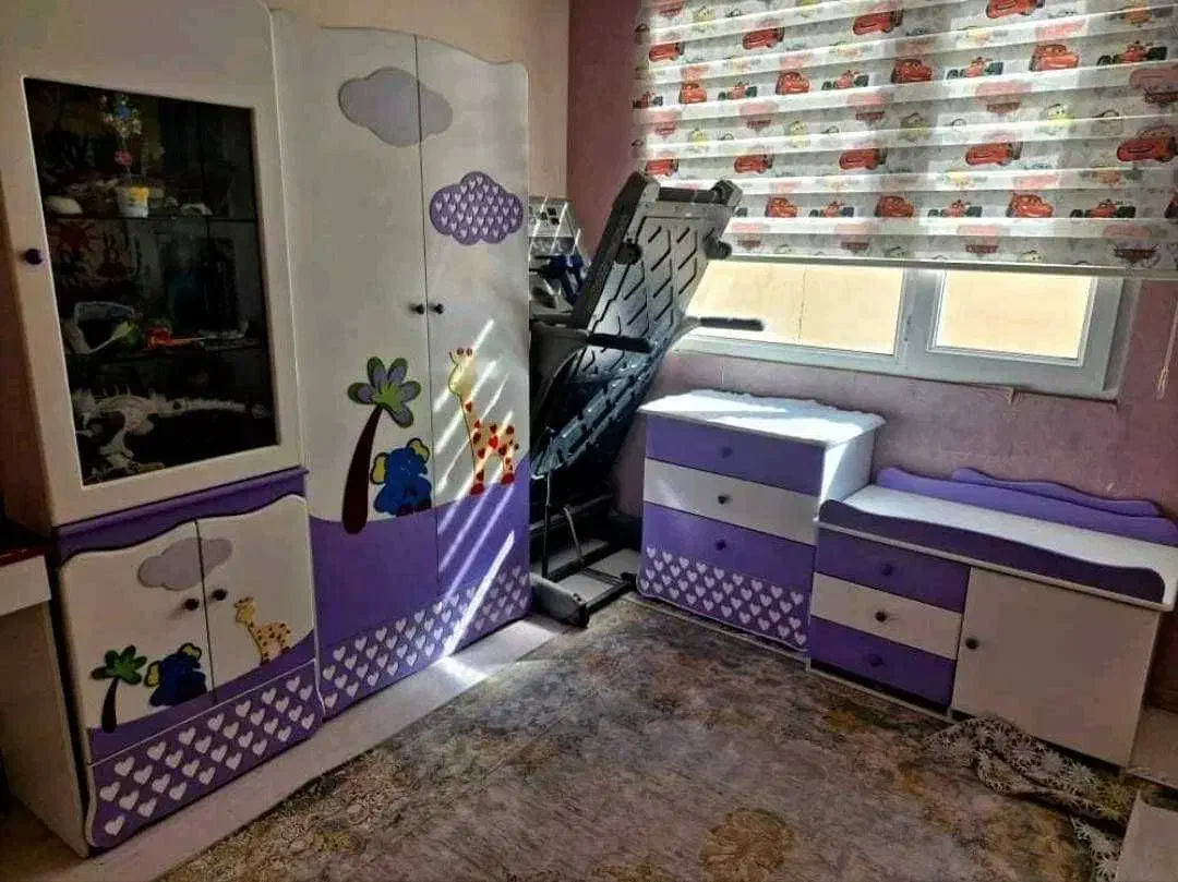 تخت و کمد کودک|تخت و صندلی بچه|قزوین, |دیوار