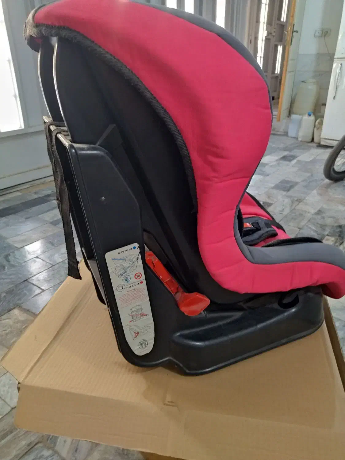 صندلی کودک|تخت و صندلی بچه|خرمدره, |دیوار