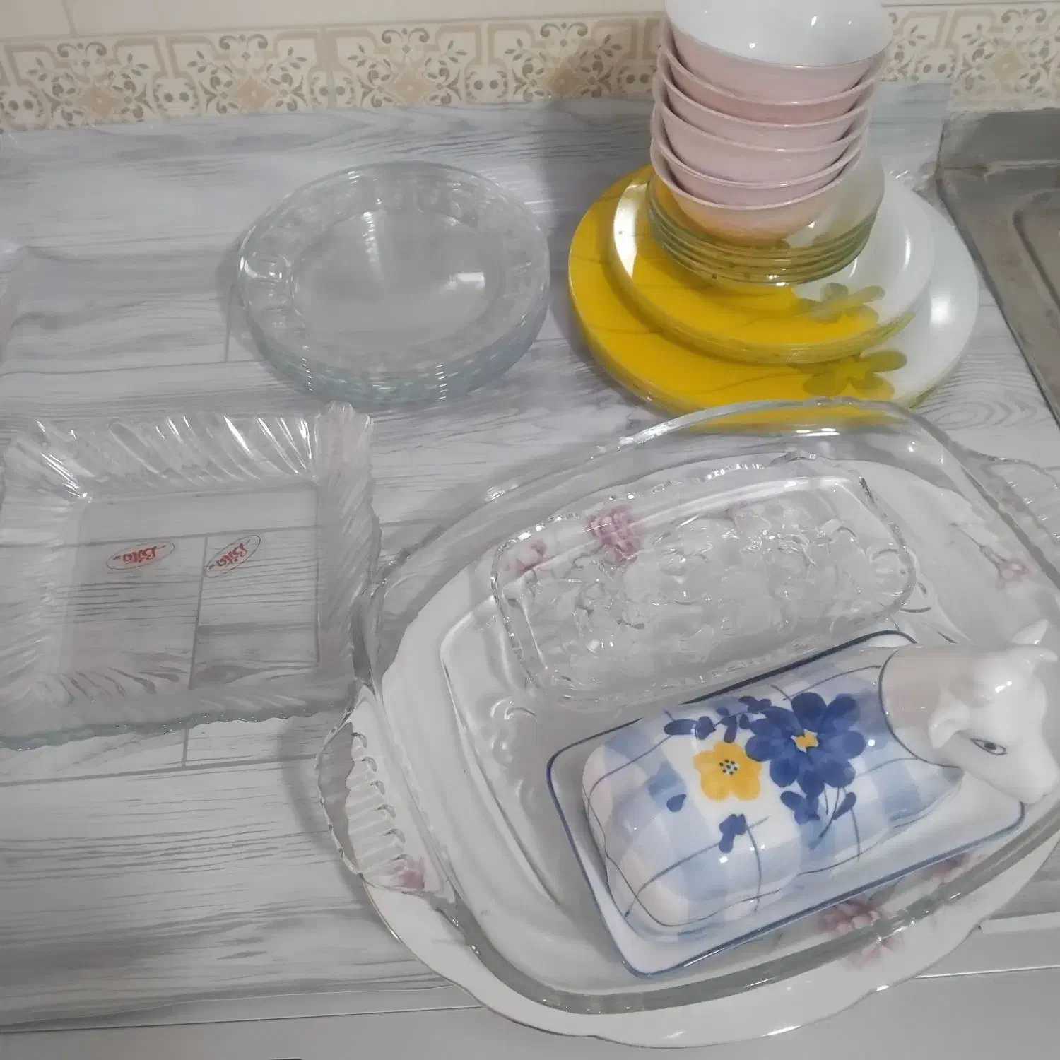 سلام تعدادی ظرف  فروشی|ظروف سرو و پذیرایی|اراک, |دیوار