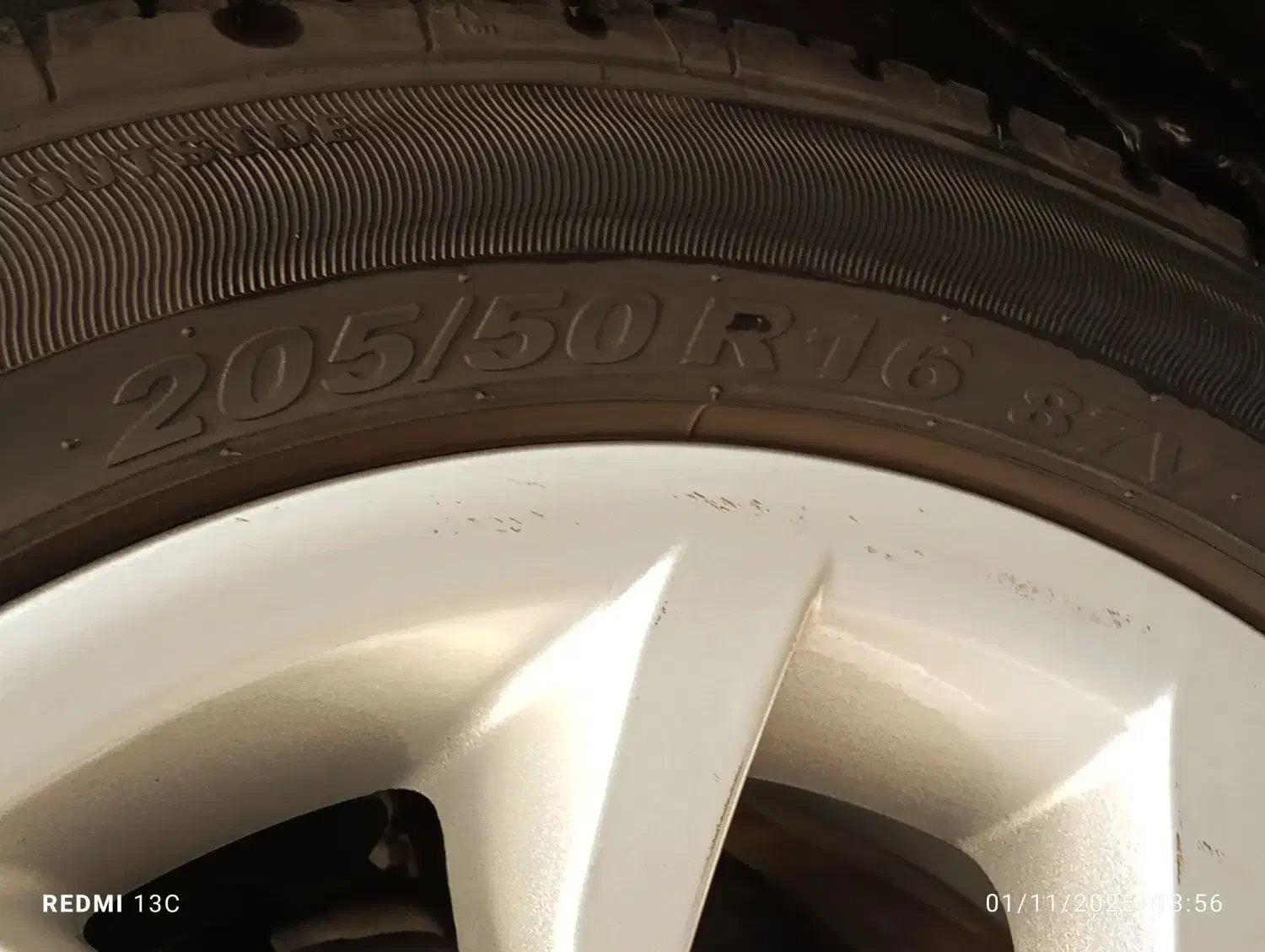 لاستیک دنا پلاس|قطعات یدکی و لوازم جانبی|مشهد, الهیه|دیوار