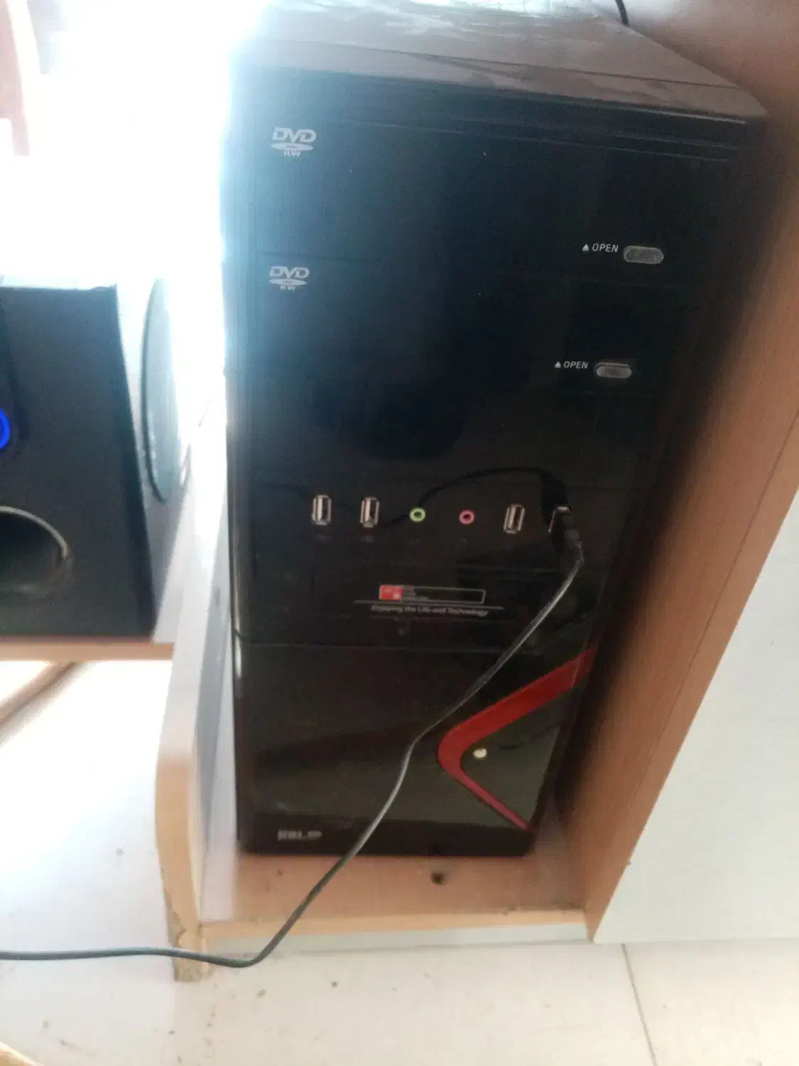 کامپیوتر نسل 7با کیس مانیتور 24 و هارد 4و 8 رم 16|قطعات و لوازم جانبی رایانه|تربتحیدریه, باغ سلطانی|دیوار