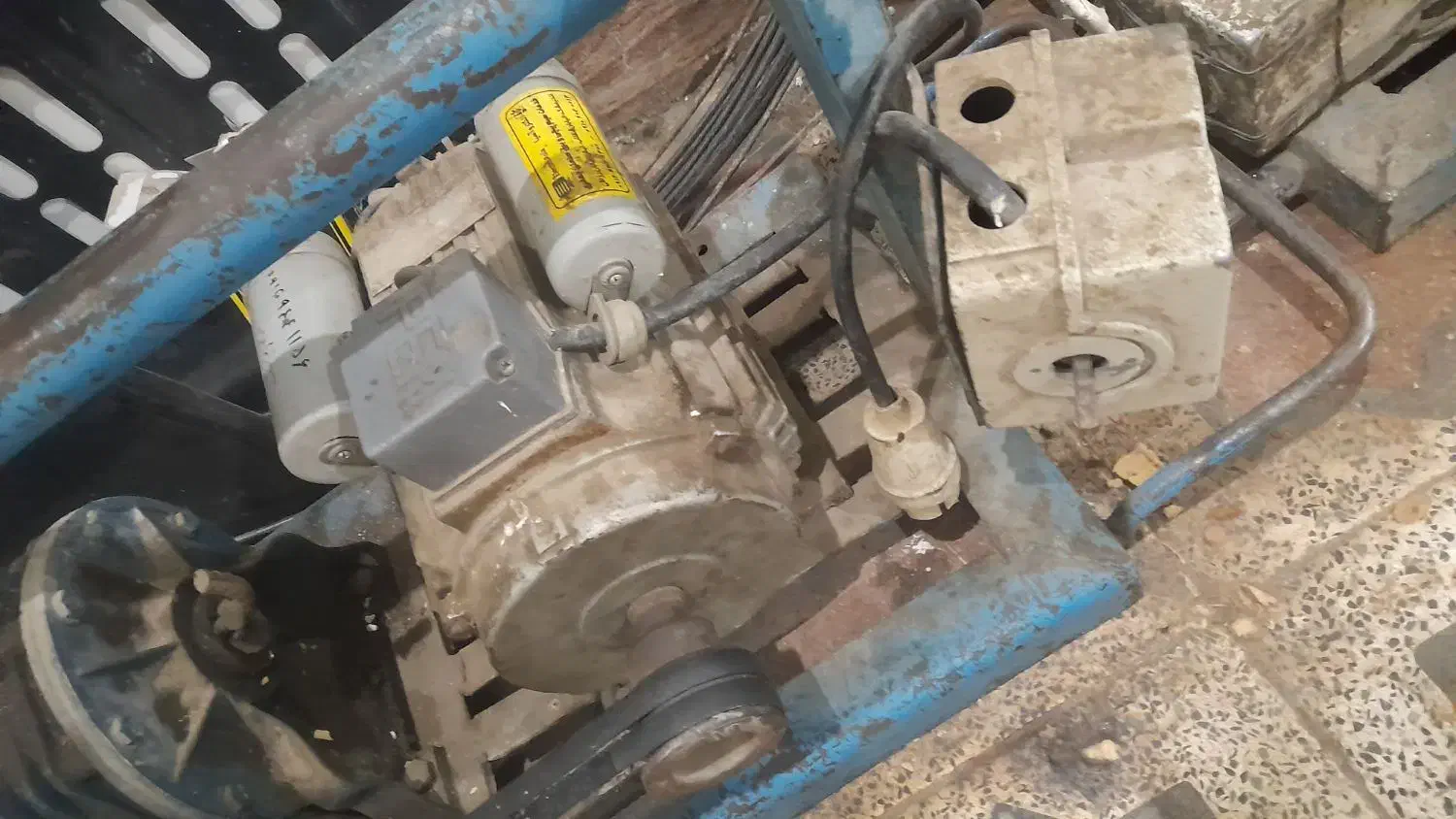 بالابر ساختمانی|مصالح و تجهیزات ساختمان|دزفول, |دیوار