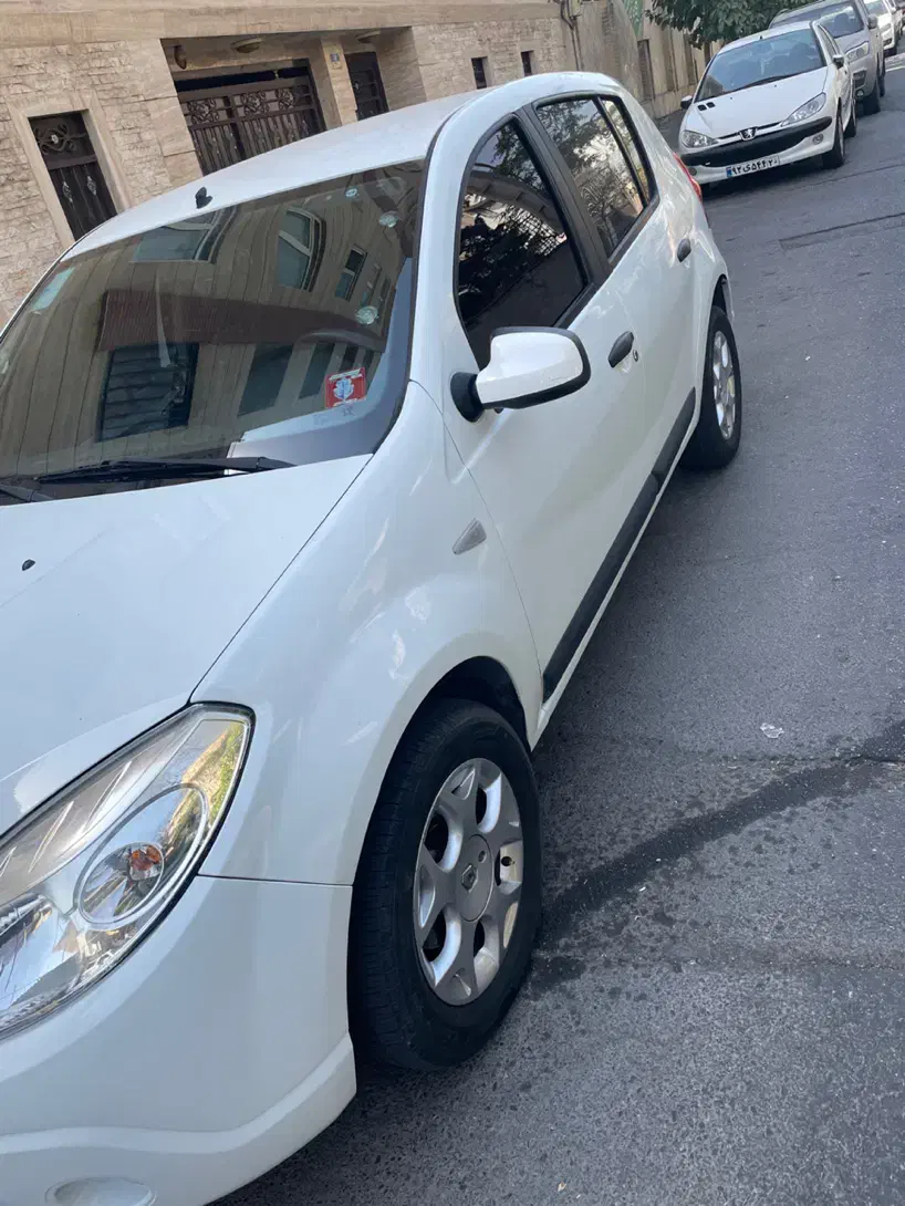 ساندرو دنده ای مدل ۹۷|خودرو سواری و وانت|تهران, نارمک|دیوار