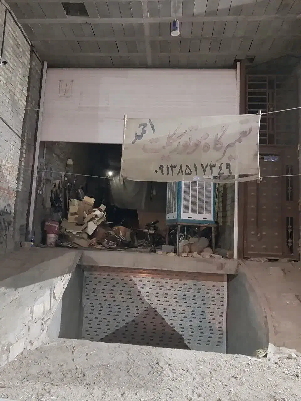 مغازه اجاره ای میدان مدرسی اخر هجرت ۱۱۰متر|اجارهٔ مغازه و غرفه|یزد, |دیوار