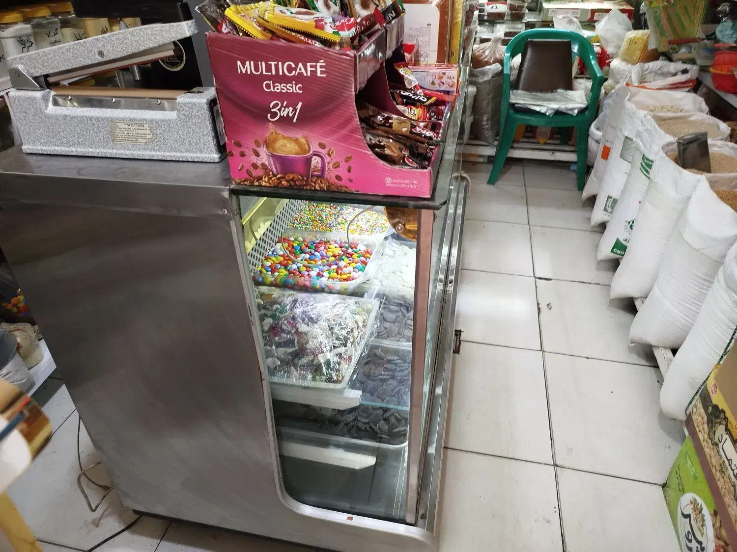 ویترین شیشه ای فروش فوری|بوفه، ویترین، کنسول|الوند, |دیوار