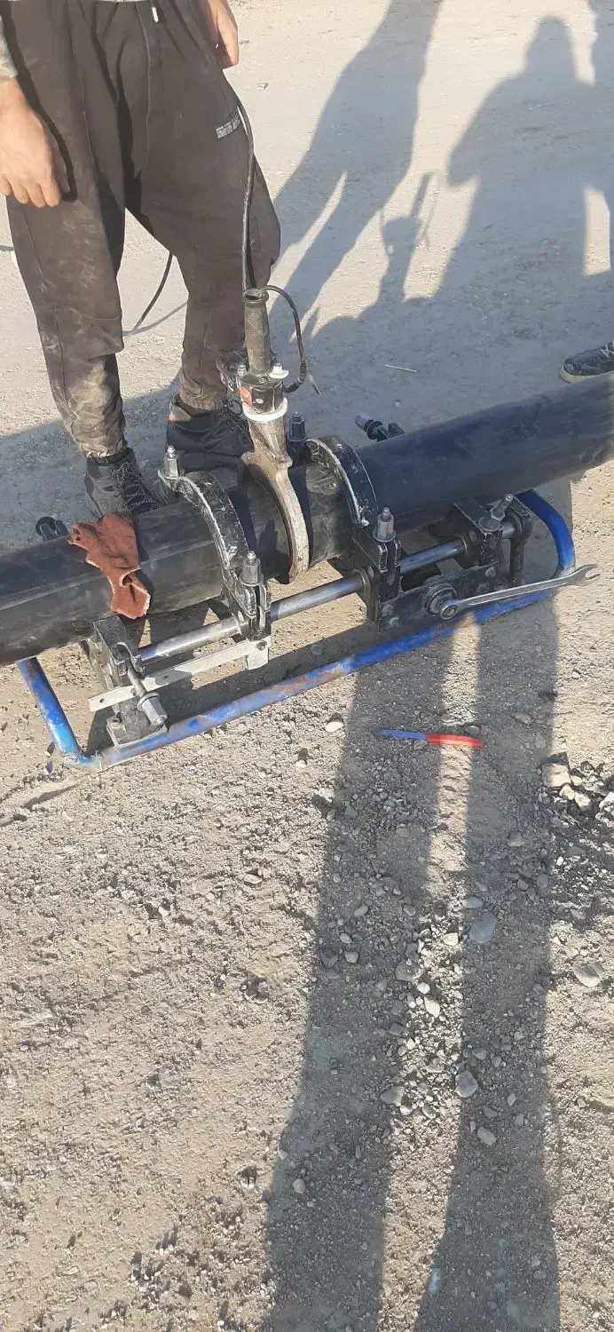 جوشکاری لوله پلی اتیلن با دستگاه|خدمات پیشه و مهارت|بروجرد, |دیوار